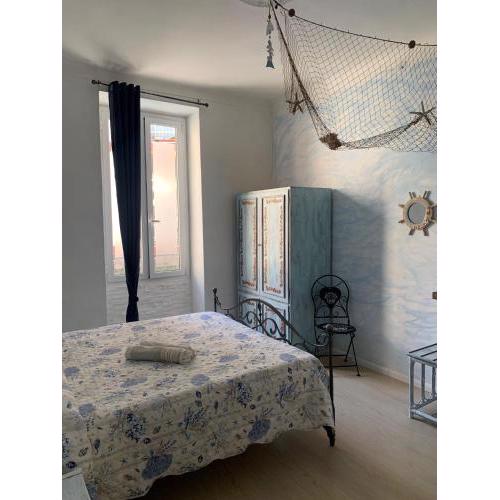 The Sea Flower appartamento con giardino e garage auto incluso