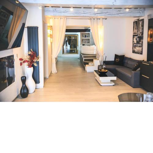 THE SECRET SUITE - SUPERIOR "Lago di Endine"