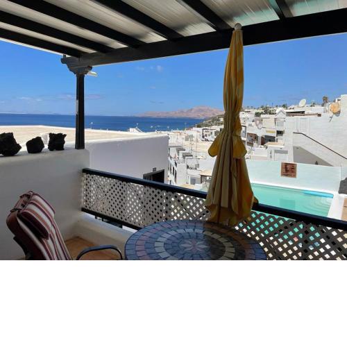 The White Dragos with sea view - private pool