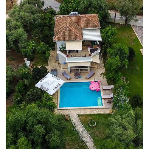 The White Villa