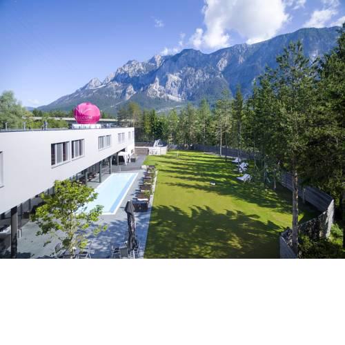 TheHotel (Adults only)