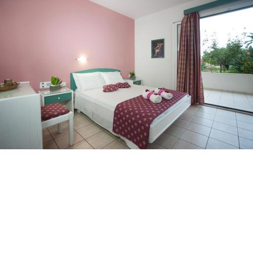 Theoni Apartments
