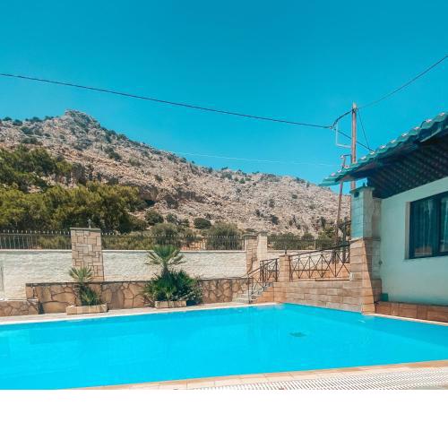 Theonia Apartments