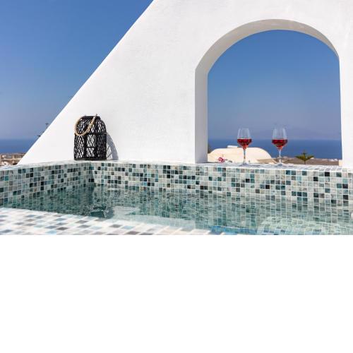 Theophrasti Suites