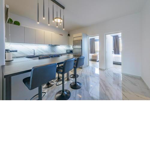 Theotokopoulos Park Renovated Apartment
