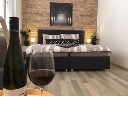 Theresa Apartments