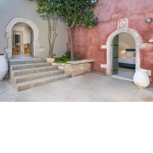 Tholos Cottage