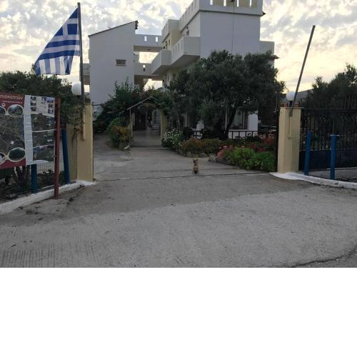 Tholos Rooms