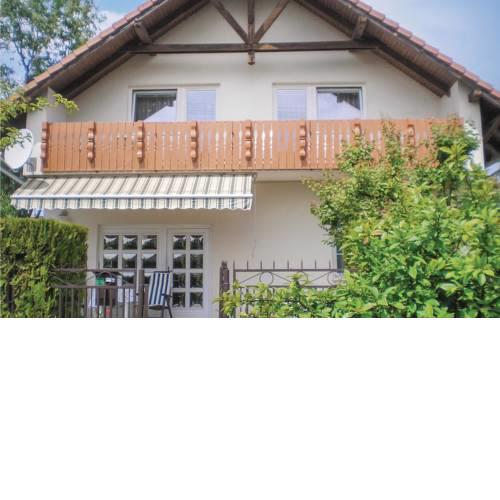 Three-Bedroom Apartment in Balatonmariafurdo