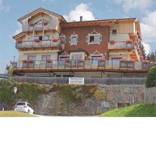 Three-Bedroom Apartment in Kartitsch