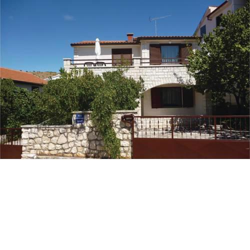 Three-Bedroom Apartment in Sibenik