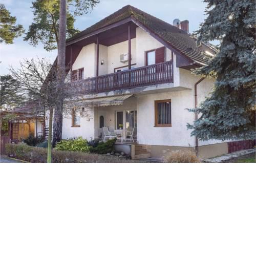 Three-Bedroom Apartment in Siofok