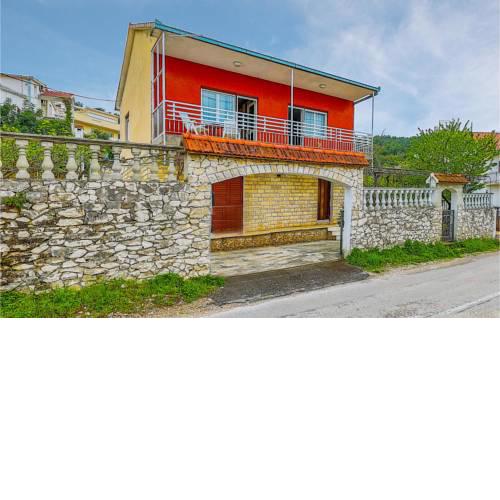 Three-Bedroom Apartment in Trogir