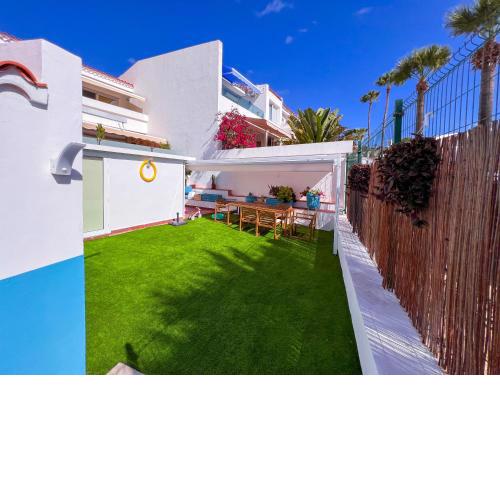 Three bedroom apartment with garden near the Aqualand