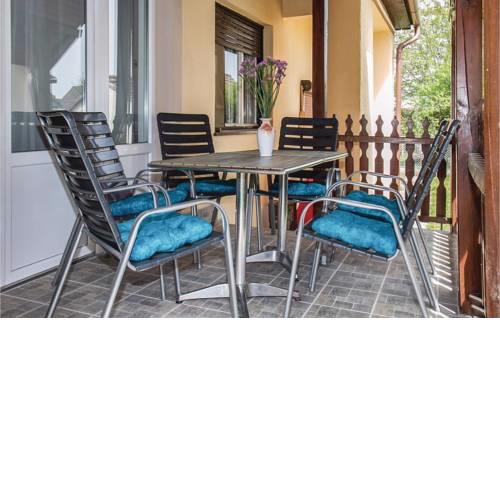 Three-Bedroom Holiday Home in Balatonkeresztur
