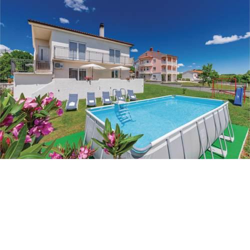 Three-Bedroom Holiday Home in Barban