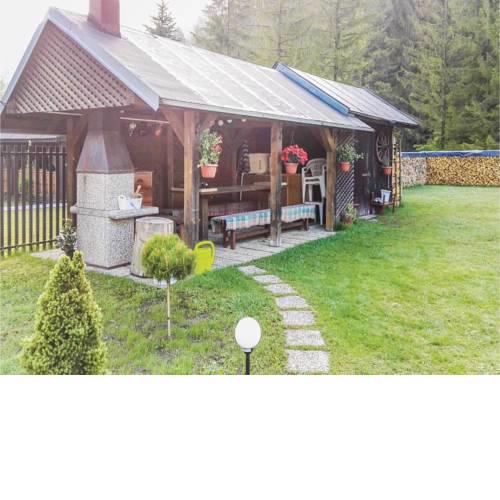 Three-Bedroom Holiday Home in Hrabusice