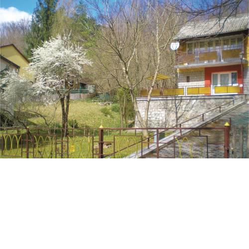 Three-Bedroom Holiday Home in Komlo-Sikonda