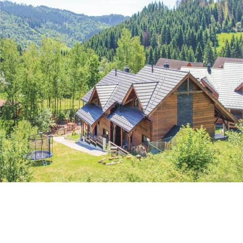 Three-Bedroom Holiday Home in Oscadnica