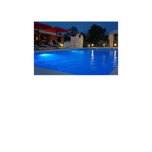 Three-Bedroom Holiday Home in Planjane Gornje
