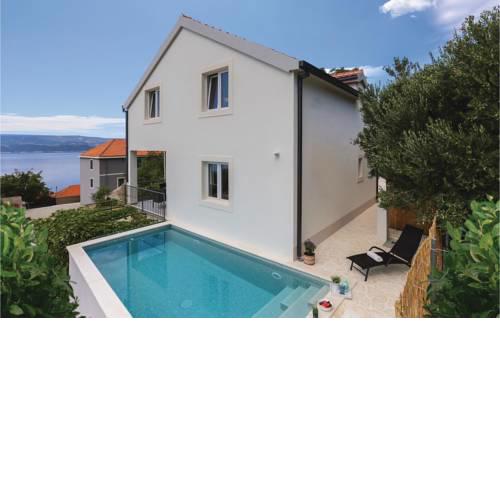 Three-Bedroom Holiday Home in Stanici