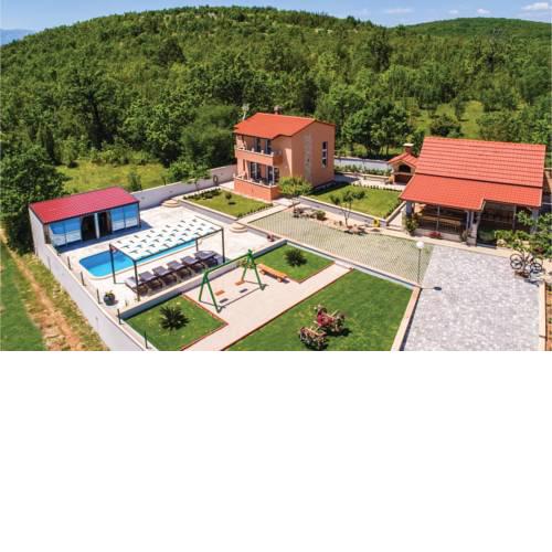 Three-Bedroom Holiday Home in Ugljane