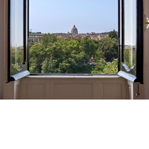 Tiber Nest Rome - Unique View of Rome's Skyline