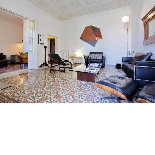 Tiberina Spacious Apartment