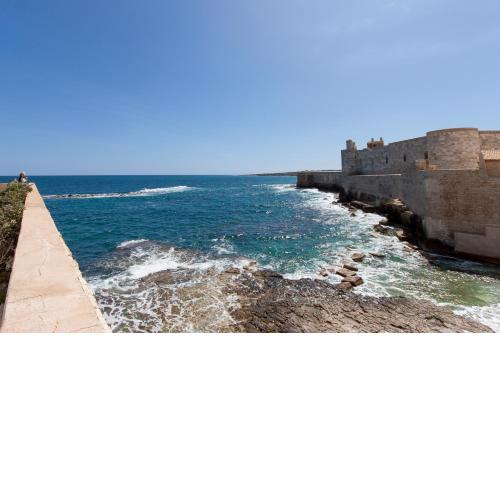 Tiche Home 200m From Sea - Happy Rentals