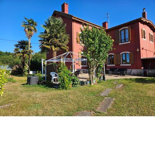 Tierra de Anarbel, pareado con jardín 19A03