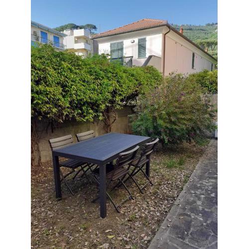 Tigullio Vacations - Flavia beach apartment