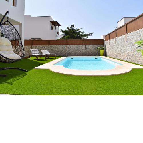 Tilley. Private Villa