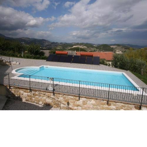 Timeless villa in Cagli with garden and swimming pool
