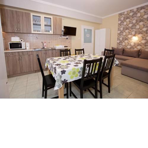 Timi-Kölcsey apartman