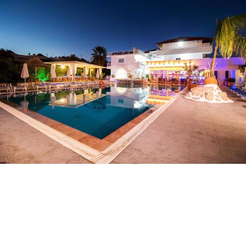 Tinas Plus Hotel