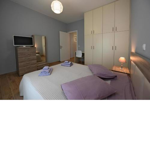 Tinos deluxe home