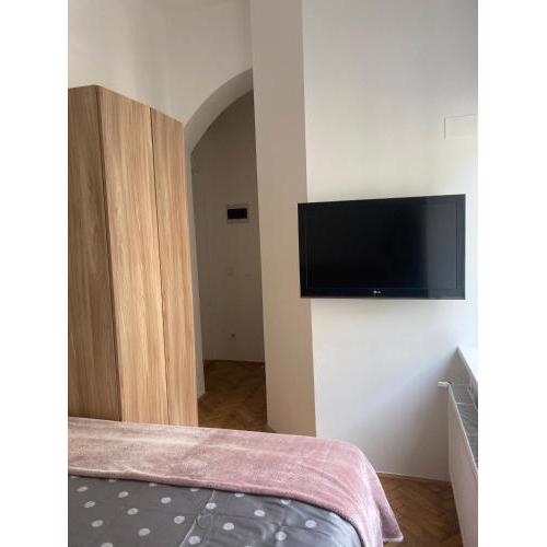Tiny Twix room in the City centre