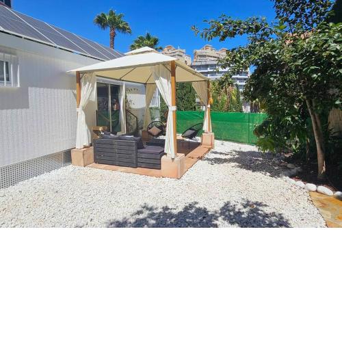 TinyHouseBeach
