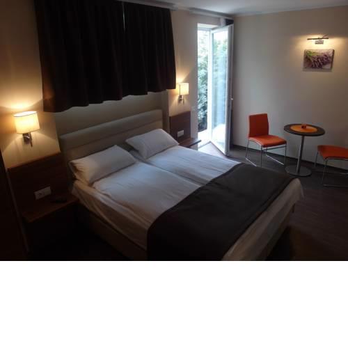 Tip-Top Apartmenthouse