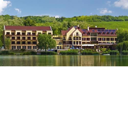 Tó Wellness Hotel