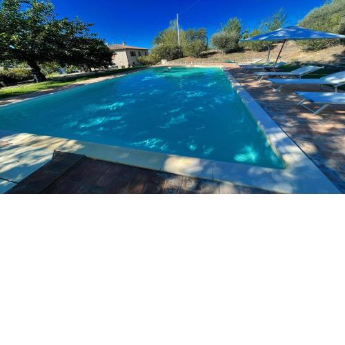Todi By The PoolSleeps 10Exc PoolWalk To Restaurant 05 Kms Todi 5 kmswifi