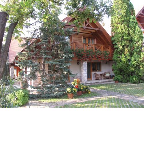 Tölgyes Apartment