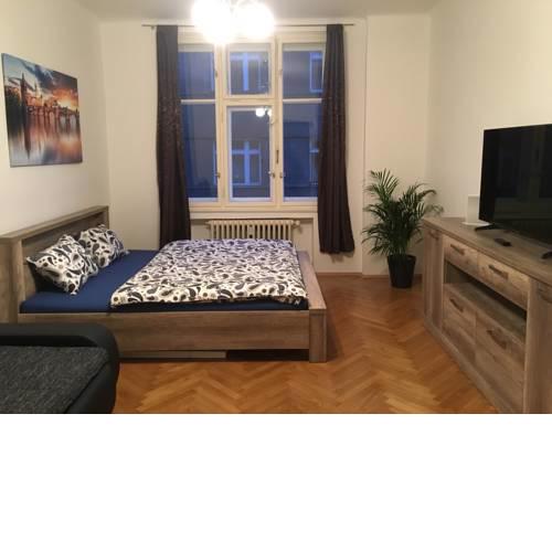 Tomas Apartment