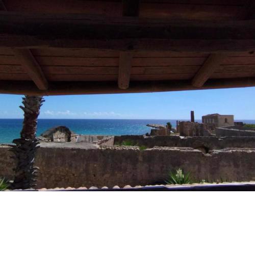 Tonnara apartment 1st floor codi facing the sea with view, wifi