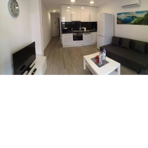 Top-Apartment mit seitlichem Meerblick in Playa del Ingles, Maspalomas, Gran Canaria