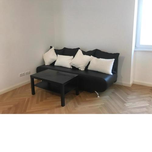 Top Apartment