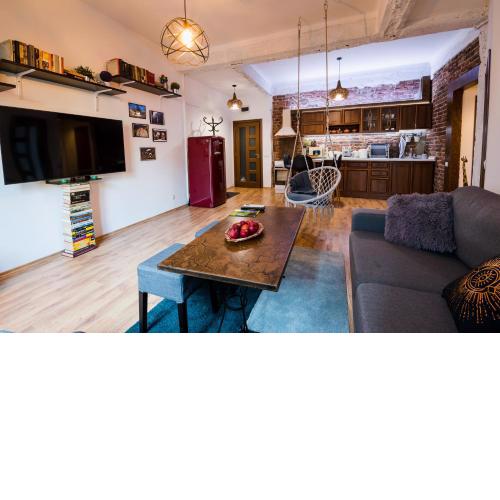 Top Center Relax, NDK & Vitosha str, free parking
