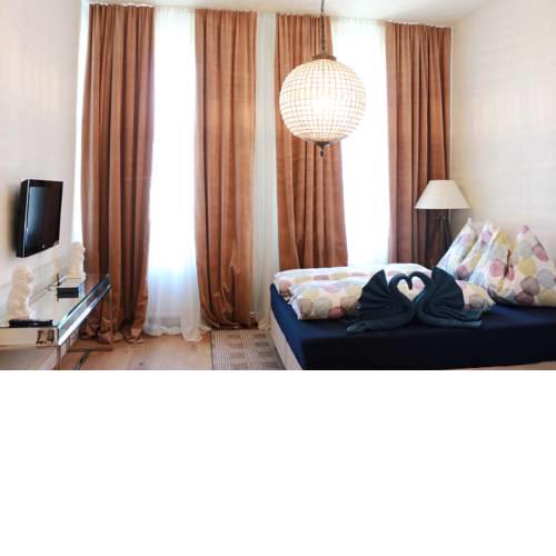 top central apartment