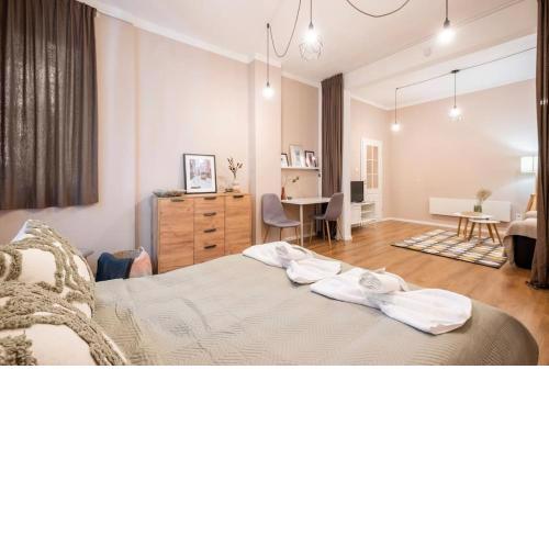 Top Centre 1 Bedroom Apt next to Vitosha Blvd.