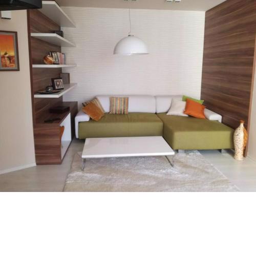 Top luxury apartment, great location